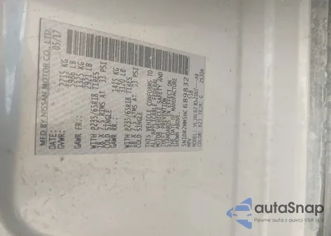 2017 Nissan Pathfinder S z USA, uszkodzony, nr VIN 5N1DR2MM5HC689832